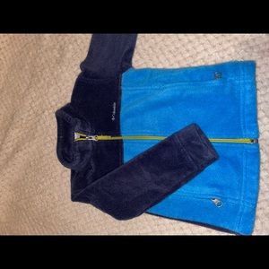 CHAMPION KIDS SWEATER🦋